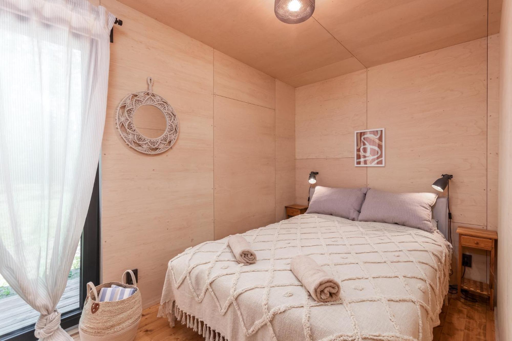 Holiday home Jaunjespari 1 *